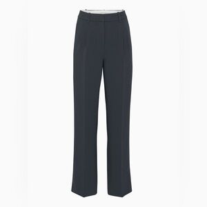 Aritzia The Effortless Pant Dark Gray - Short